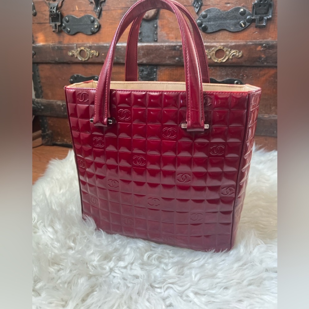 🔥🔥 CHANEL CHOCOLATE BAR TOTE 🔥🔥